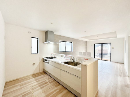 �L�b�`���@�������������I�ɁA�y�����I�V�X�e���L�b�`��  