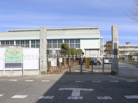 ���ӊ��@���w�Z 1400m �������܎s���O�����w�Z