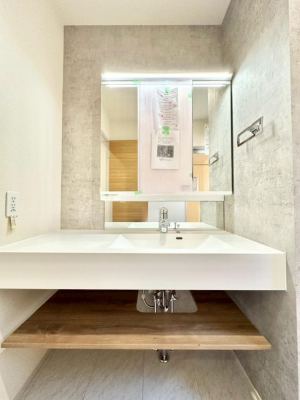 ���ʑ�E���ʏ��@���[�͂Ƌ@�\���ɗD�ꂽ���ʉ��ϑ�@