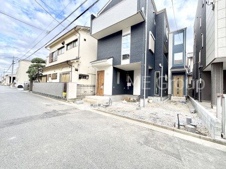 ���n�O�ώʐ^�@�O�ʓ��H�͂�����Ɛ�������Ă��܂�  