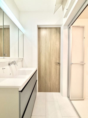 ���ʑ�E���ʏ��@���邢���ʏ��͖����̐g�x�x���y�����ł����Ⴂ�����ł��B