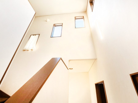 ̑@Z܂ɊJƖ邳oĂ鐁̗p܂I