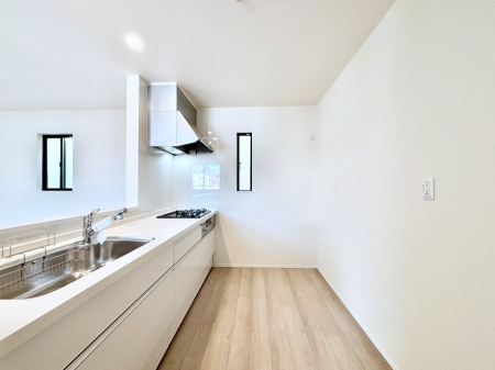 �L�b�`���@��Ƃ肠��L�b�`���ł͂��Ƒ��Ɗy�������������ł��܂��B