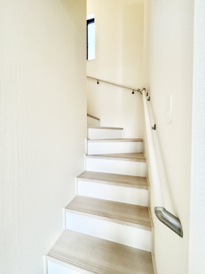 ���̑��@�K�i�͎肷��t���Ȃ̂ŏ����Ȃ��q���܂₲����̕������S�ł�