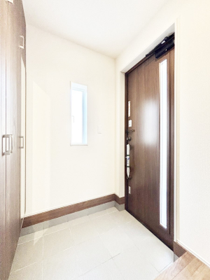 ���ց@�K���X�X���b�g�̓��������փh�A�������Ɍ���͂��Ă���܂�