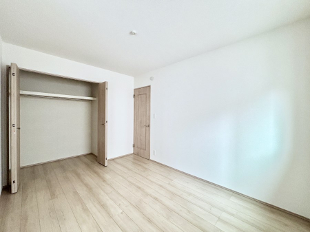 �q�������@�q�������ɂ��������߂Ȏ��[�X�y�[�X�����Ղ�̋���