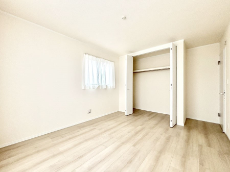 �q�������@�q�������ɂ��������߂Ȏ��[�X�y�[�X�����Ղ�̋���