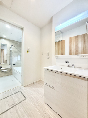 ���ʑ�E���ʏ��@�������̂�����K��Ԃł��B�����̐g�x�x���C�����ǂ����g�������܂��B 