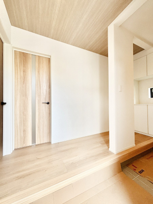 ���ց@�Ƒ��̋A��₨�q�l�������������}���錺��  