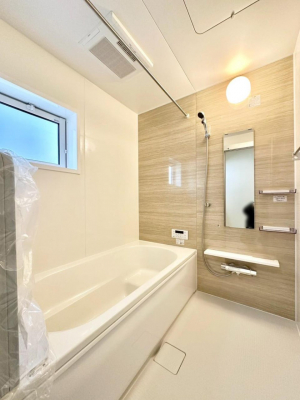 �����@����̔�����₷��؂ȃo�X�^�C���B�������Ƃ����C���y����Ŕ����Ƃ肽���ł��ˁI  