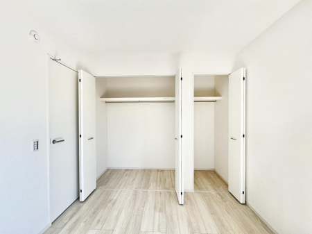 ���[�@�����Ղ�̎��[�X�y�[�X�ŉ��K�ɕ�点���� 