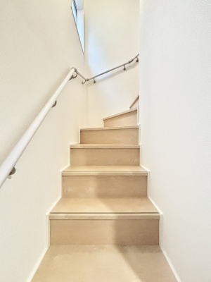 ���̑��@���S�����l�����K�i�ɂ͎肷���ݒu���Ă��܂�