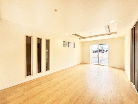 ���̑����ρ@�Ƒ��̏Ί炪���R�Ɛ��܂�Ă���A����ȕ��͋C�̃_�C�j���O�Ɏd�オ���Ă��܂� 