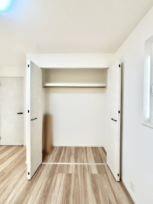 ���[�@�����Ղ�̎��[�X�y�[�X�ŉ��K�ɕ�点���� 