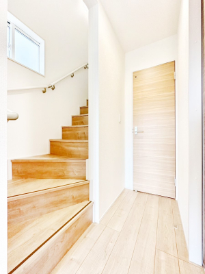 ���̑��@�����Ȃ��q�l�₲�N�z�̕��Ɋ������z���I�K�i�ɂ͎萠�t���ł��B