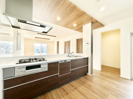 �L�b�`���@�L�X�Ƃ����g������̗ǂ��L�b�`���œ��X�̂��������y�����Ȃ肻��