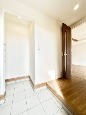 ���ց@�Ƒ��̋A��₨�q�l�������������}���錺��