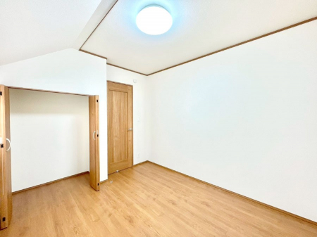 �q�������@�q�������ɂ��������߂Ȏ��[�X�y�[�X�����Ղ�̋���