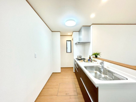 �L�b�`���@��Ƃ肠��L�b�`���ł͂��Ƒ��Ɗy�������������ł��܂��B