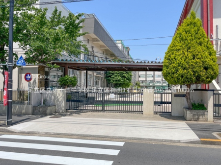 ���ӊ��@���w�Z 1080m �����旧��\�O���w�Z