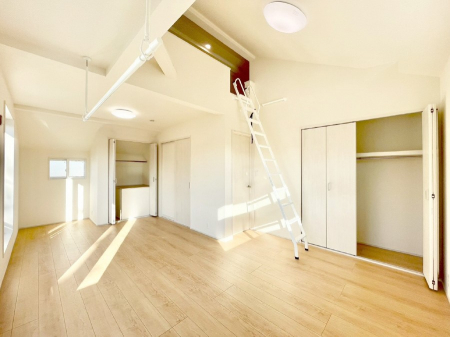 ���ӊ��@�X�[�p�[ 600m �`�a�r�����Z���^�[�Ԕ��X