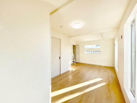 ���̑����ρ@�i�`�������ȃt���[�����O�͂ǂ�ȃC���e���A�ɂ��}�b�`�B  