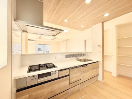 ���ӊ��@�c�t���E�ۈ牀 1280m �k�ۖ؊ԕۈ牀