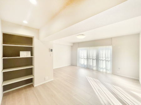 rO@Ƒc̎ԂȂ났̃rO_CjOB   