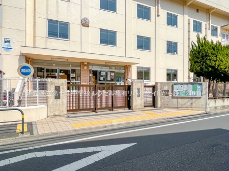 ���ӊ��@���w�Z 2100m �����旧��\�񒆊w�Z