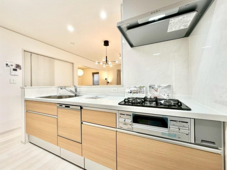 �L�b�`���@�������������I�ɁA�y�����I�V�X�e���L�b�`��  