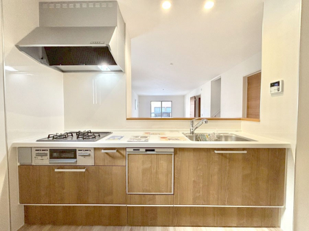 �L�b�`���@�������������I�ɁA�y�����I�V�X�e���L�b�`��  