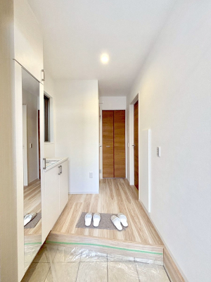 ���ց@�Ƒ��̋A��₨�q�l�������������}���錺��  