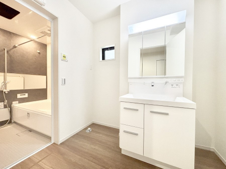 ���̑��@�g�x�x���X���[�Y�ɂ����Ȃ���E�ߏ�B  