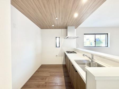 �L�b�`���@��Ƃ肠��L�b�`���ł͂��Ƒ��Ɗy�������������ł��܂��B