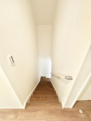 ���̑��@���S�����l�����K�i�ɂ͎肷���ݒu���Ă��܂�