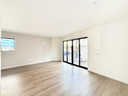 ���̑����ρ@���邢�z���������A�����̕��͋C�ɖ��������_�C�j���O�B   