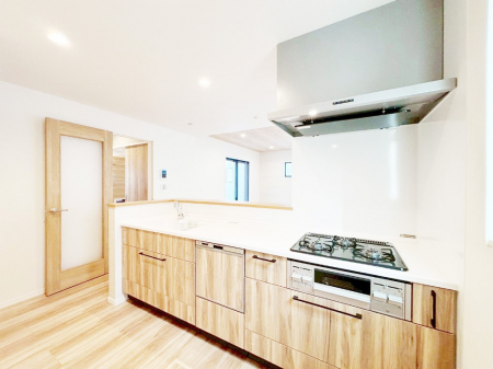 �L�b�`���@�L�X�Ƃ����g������̗ǂ��L�b�`���œ��X�̂��������y�����Ȃ肻��