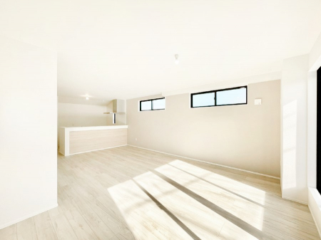 ���r���O�@�i�`�������e�C�X�g�̗D�����_�炩���F�g���̃t���[�����O���f�G�ȃ��r���O�ł��ˁB