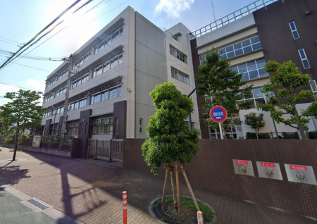 ���ӊ��@���w�Z 200m ���旧����O���w�Z