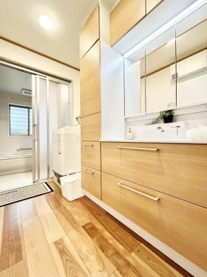 ���ʑ�E���ʏ��@�傫�����₷���O�ʋ��Ő�����������ʑ�́A�g�����Ȃ݃`�F�b�N�┧�̂������ɂ������߂ł��B 