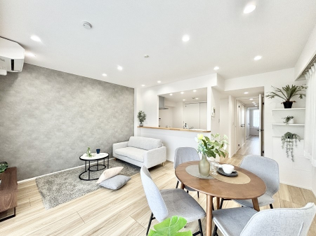 ���r���O�@�A�N�Z���g�N���X����Ԃɍʂ�������炵�Ă���܂�  