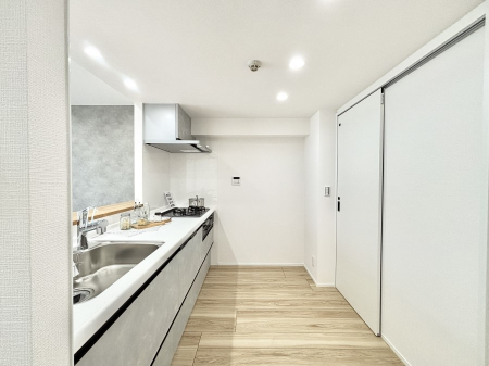 �L�b�`���@�g������̗ǂ��L�b�`���œ��X�̂��������y�����Ȃ肻��  