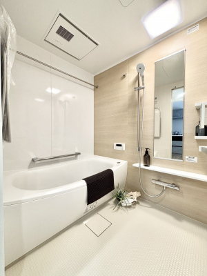 �����@����̔�������Ă���閾�邢�������̂���o�X���[��  