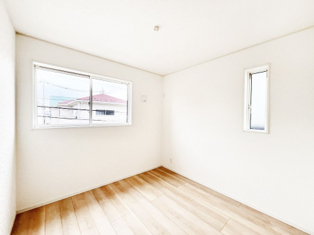 �Q���@�g���₷���`�Ńx�b�g��Ƌ�̒u�����ɂ����邱�Ƃ�����܂���B   