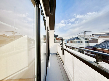 �o���R�j�[�@�Q�����ɂ܂�����L���o���R�j�[�B���ꂽ���ɂ͐��󕨂��C�����悭���������ł��ˁB