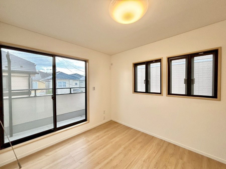 ���̑����ρ@���邢�o���R�j�[�T�C�h�ɗm����ݒu�B�ڊo�߂̗ǂ��Q���ɁB 