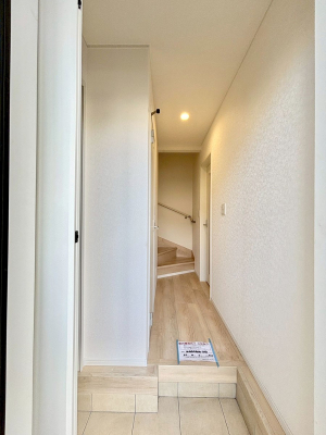 ���ց@�Ƒ��̋A��₨�q�l�������������}���錺��  