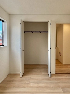 ���[�@�����Ղ�̎��[�X�y�[�X�ŉ��K�ɕ�点���� 