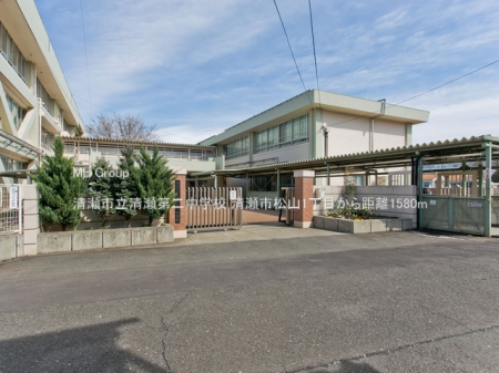 ӊ@wZ 1580m s񒆊wZ