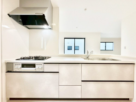 �L�b�`���@�������������I�ɁA�y�����I�V�X�e���L�b�`��